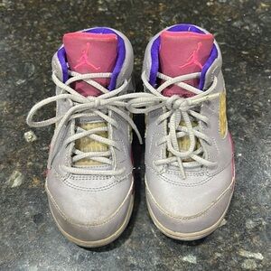 Toddler Jordans size 9